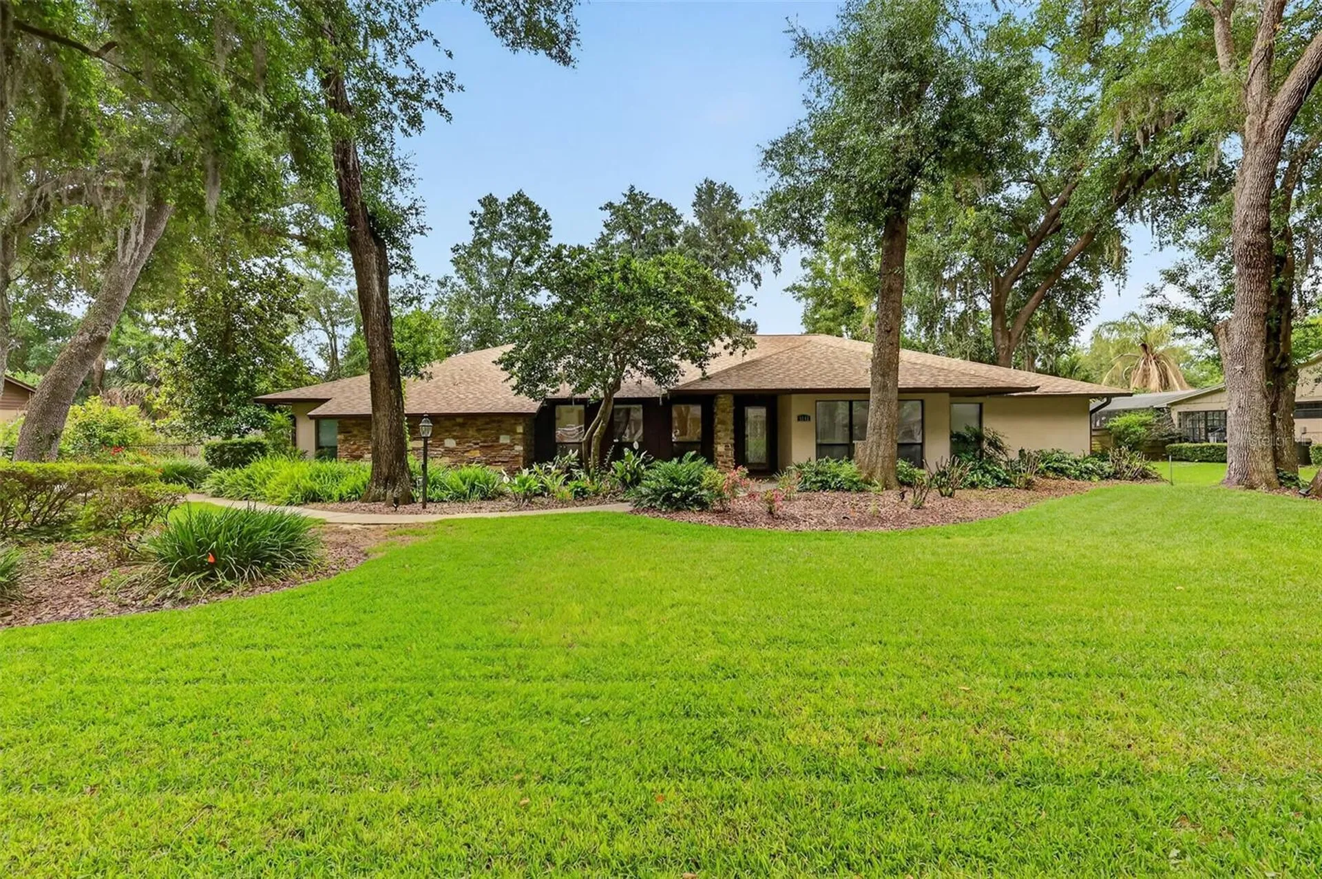 4141 Lake Forest Street Mount Dora FL 32757