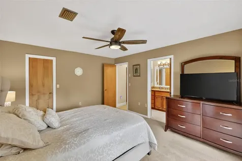 4141 Lake Forest Street Mount Dora FL 32757