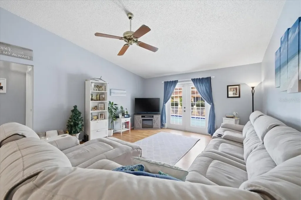 798 Countryshire Lane Palm Harbor FL 34683