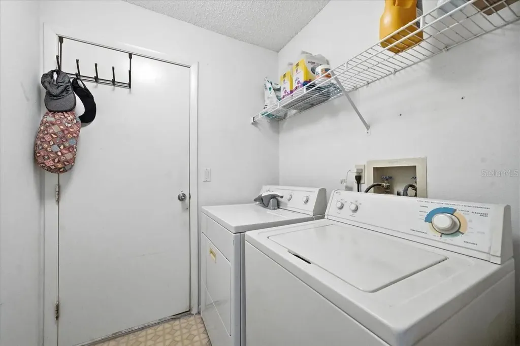798 Countryshire Lane Palm Harbor FL 34683