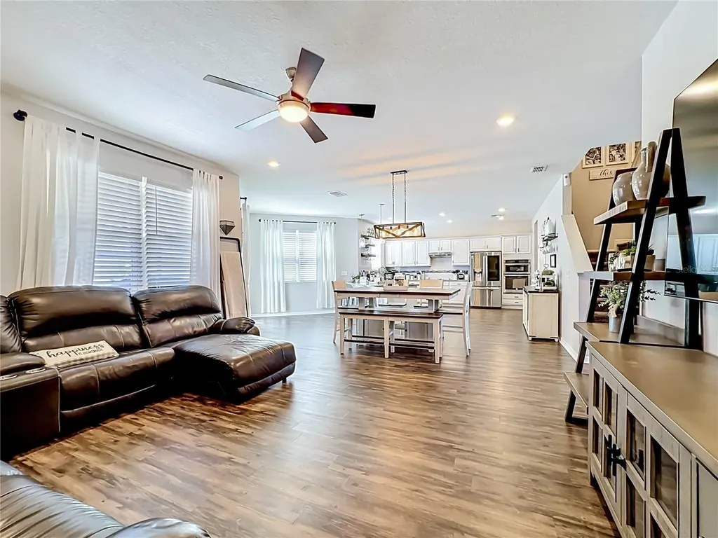 11205 Brighton Knoll Loop Riverview FL 33579