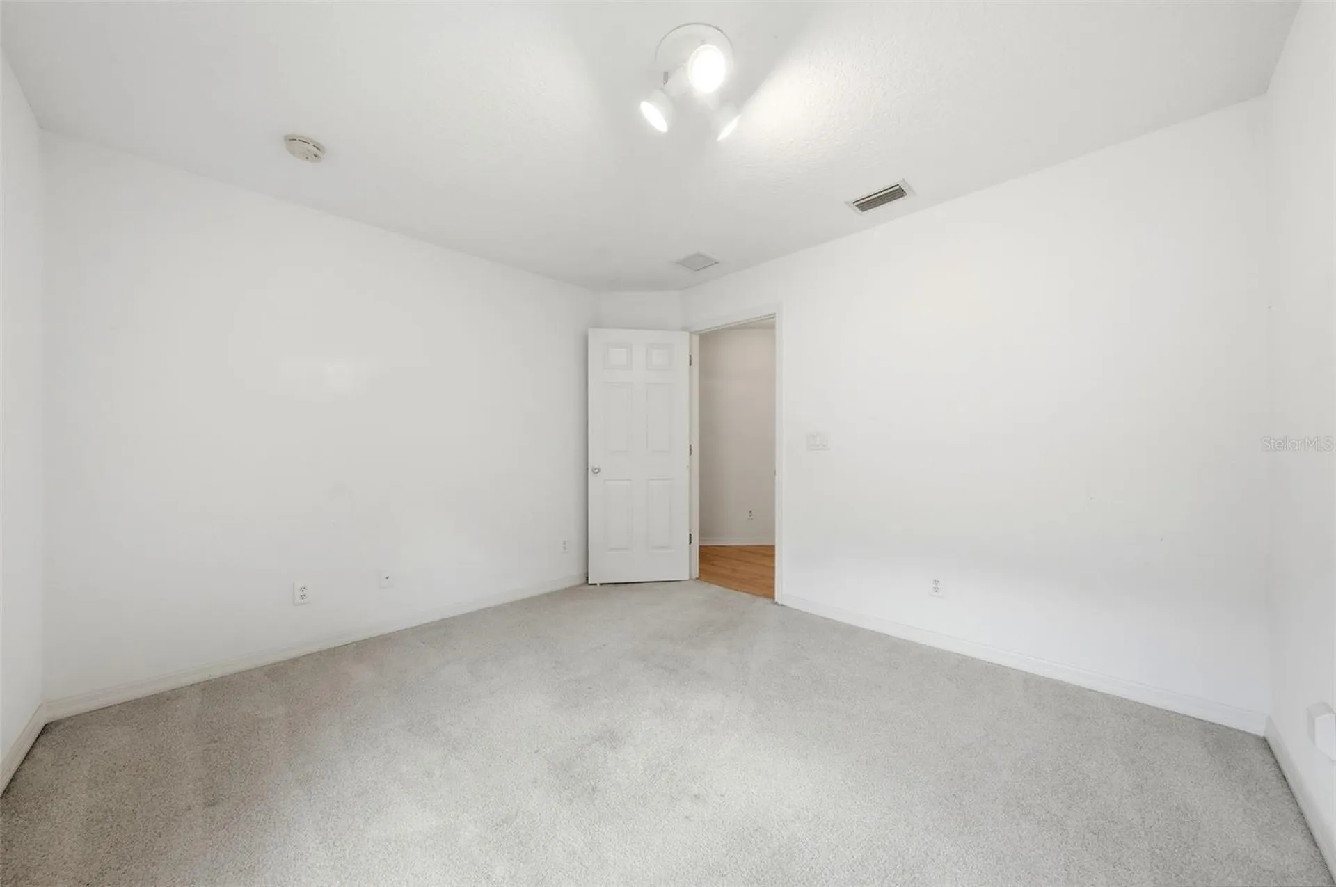 4962 Rainbow Trout Road Tavares FL 32778