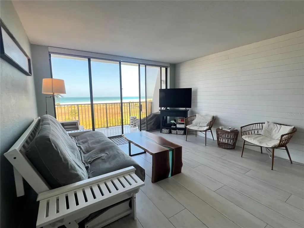 1250 Gulf Boulevard Clearwater FL 33767