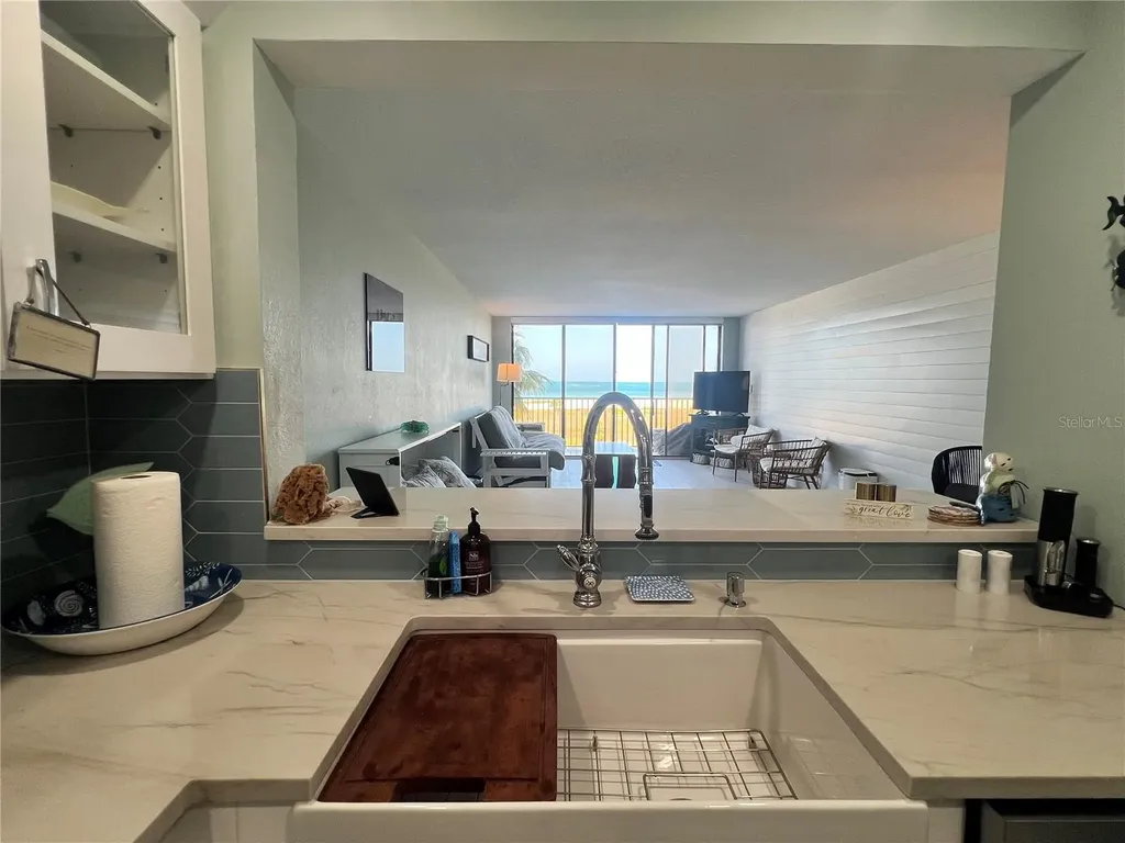 1250 Gulf Boulevard Clearwater FL 33767