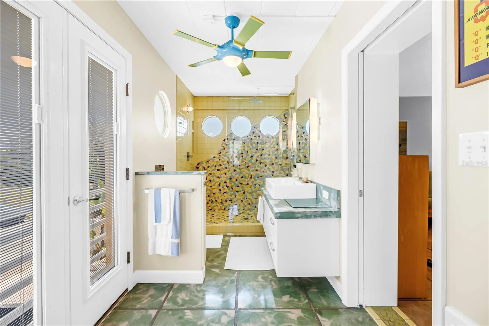 2781 Bayside Drive S St Petersburg FL 33705