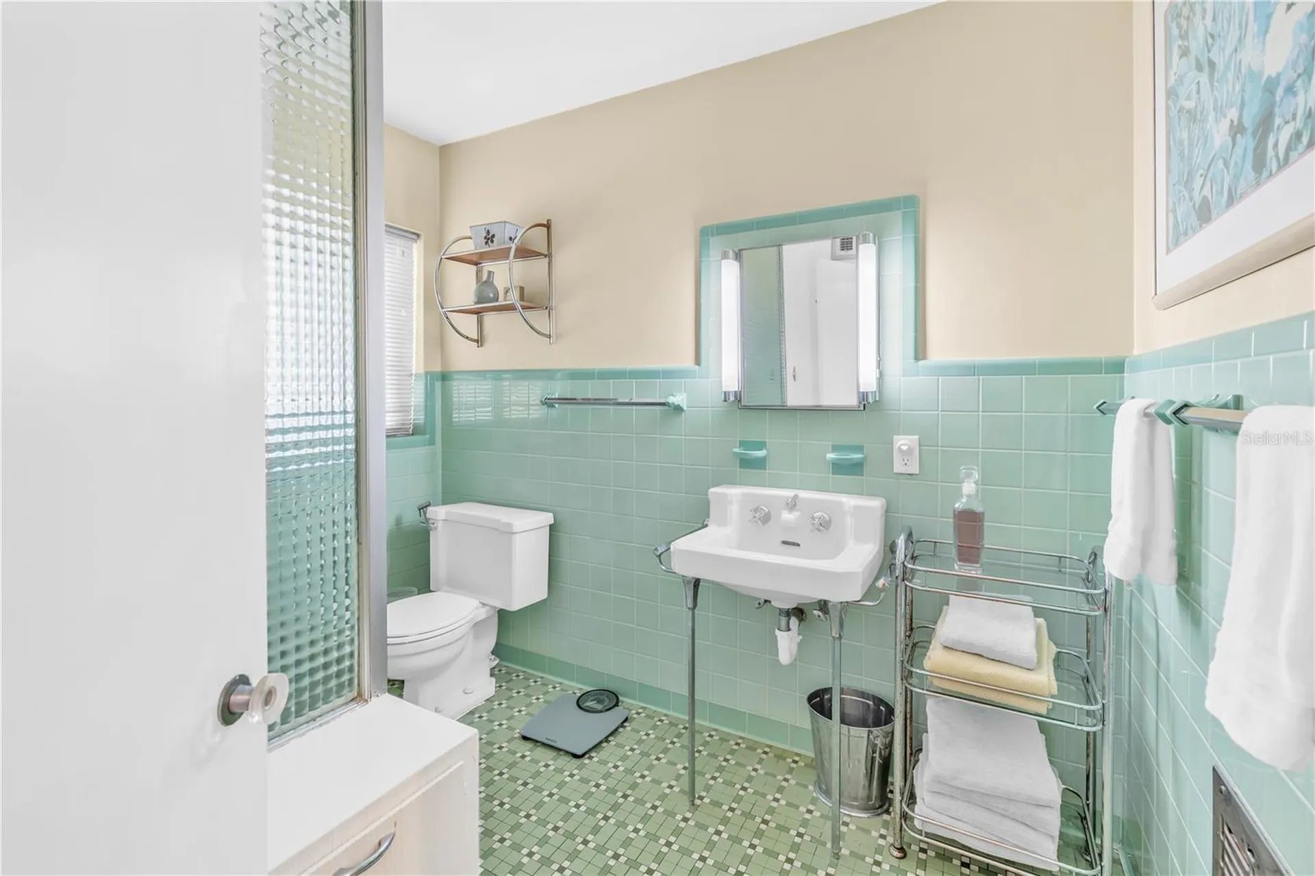 2781 Bayside Drive S St Petersburg FL 33705