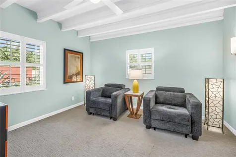2781 Bayside Drive S St Petersburg FL 33705