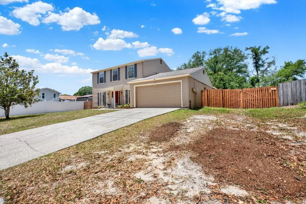 1509 Foggy Ridge Parkway Lutz FL 33559
