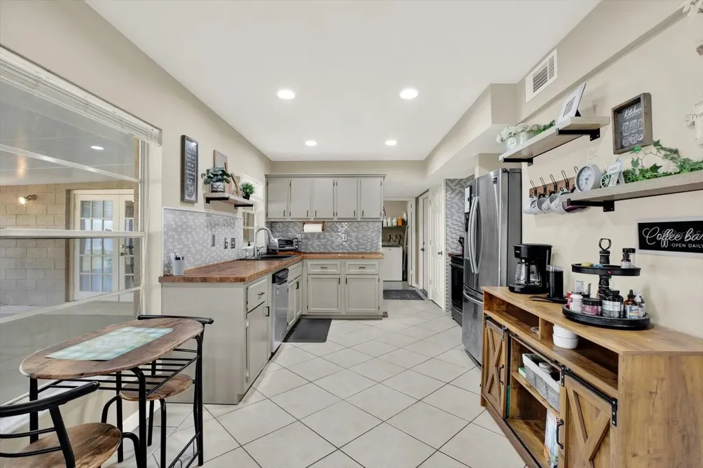 1509 Foggy Ridge Parkway Lutz FL 33559