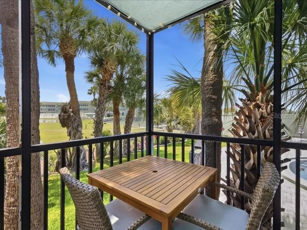 1848 Shore Drive S South Pasadena FL 33707