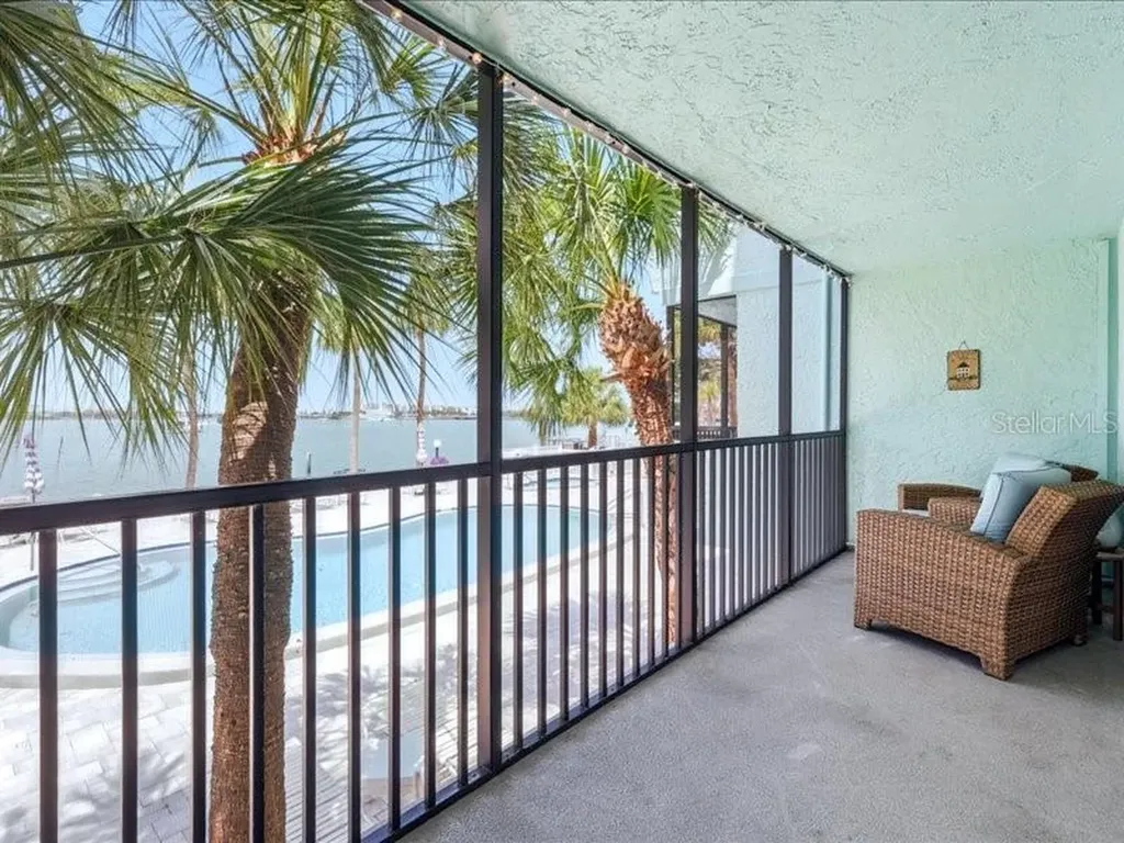1848 Shore Drive S South Pasadena FL 33707