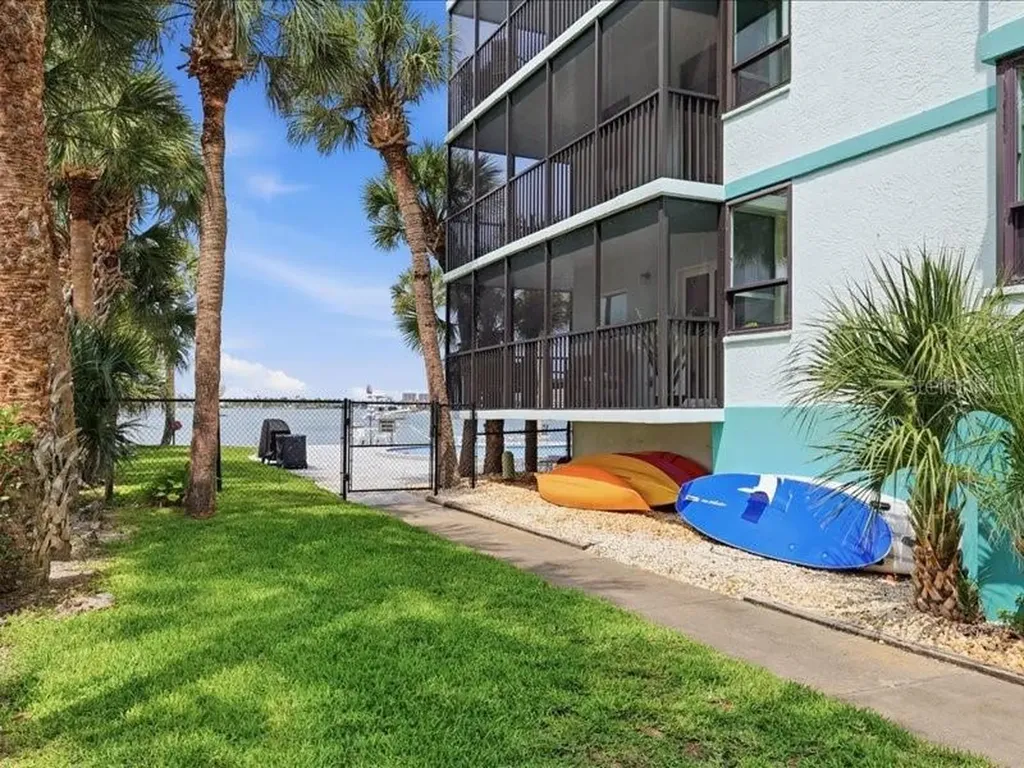 1848 Shore Drive S South Pasadena FL 33707