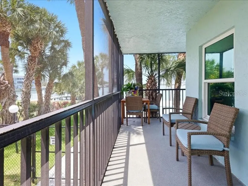 1848 Shore Drive S South Pasadena FL 33707