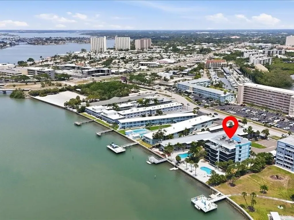 1848 Shore Drive S South Pasadena FL 33707