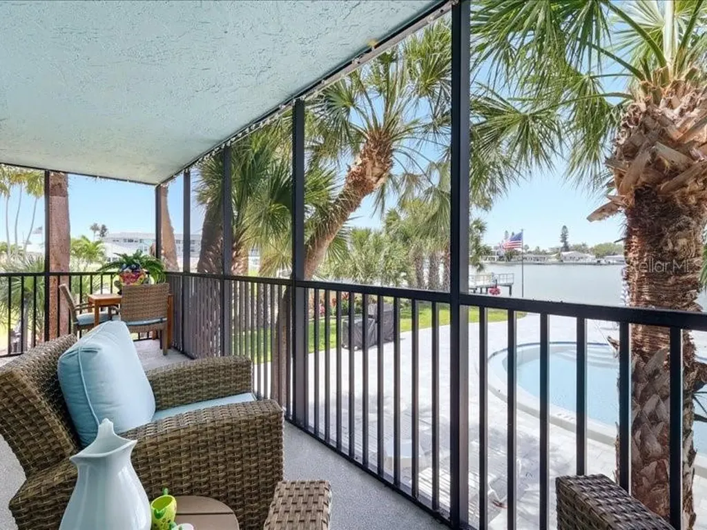 1848 Shore Drive S South Pasadena FL 33707