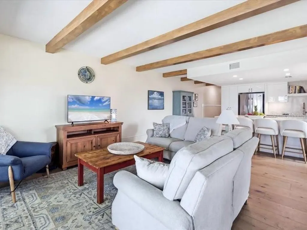 1848 Shore Drive S South Pasadena FL 33707