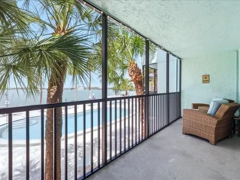 1848 Shore Drive S South Pasadena FL 33707