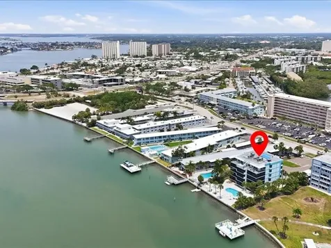 1848 Shore Drive S South Pasadena FL 33707