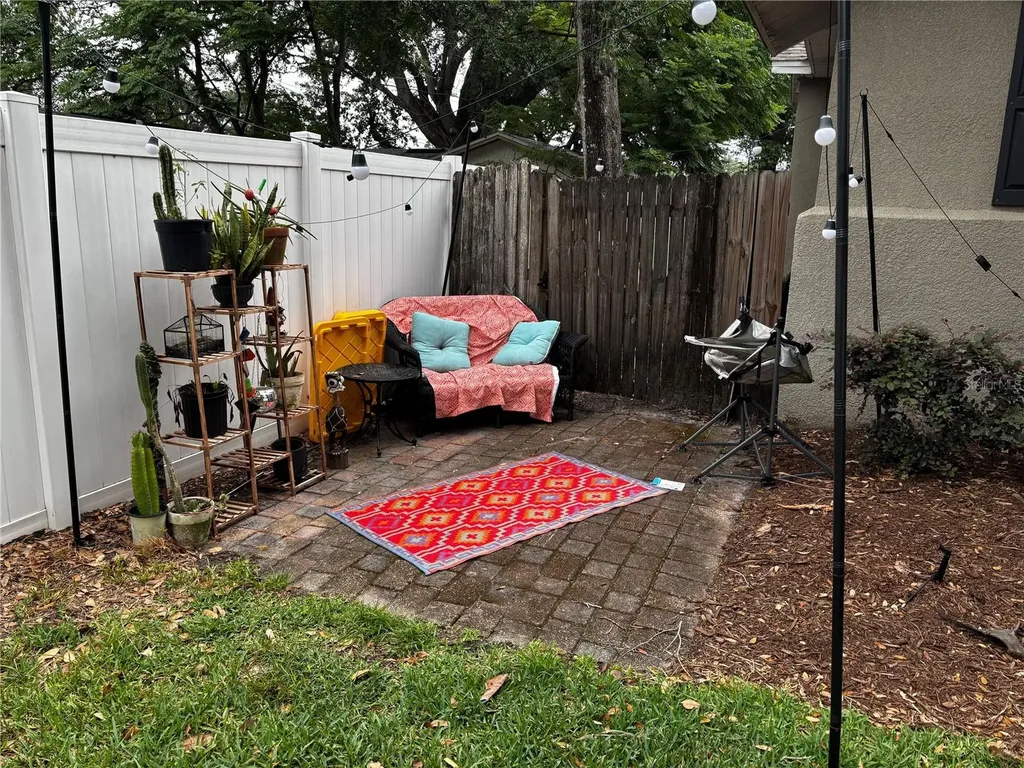 2115 S Fern Creek Avenue Orlando FL 32806
