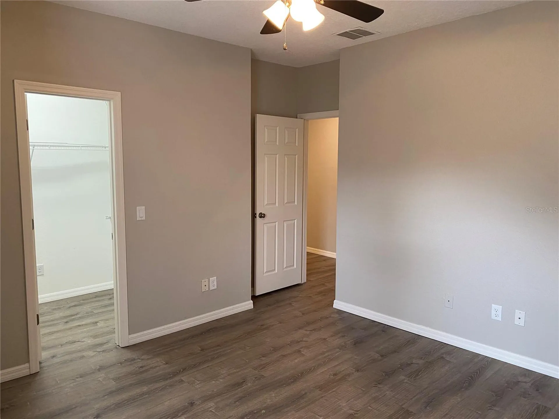 2115 S Fern Creek Avenue Orlando FL 32806