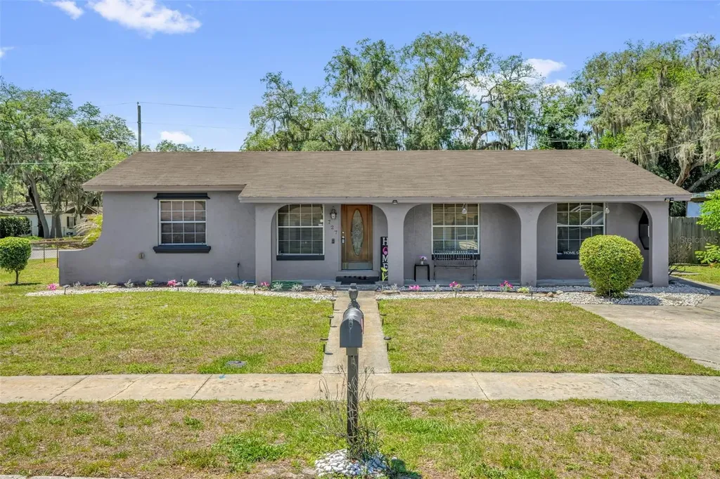 727 Baywood Circle Sanford FL 32773