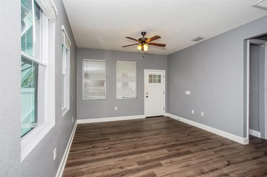 1922 20th Avenue N St Petersburg FL 33713