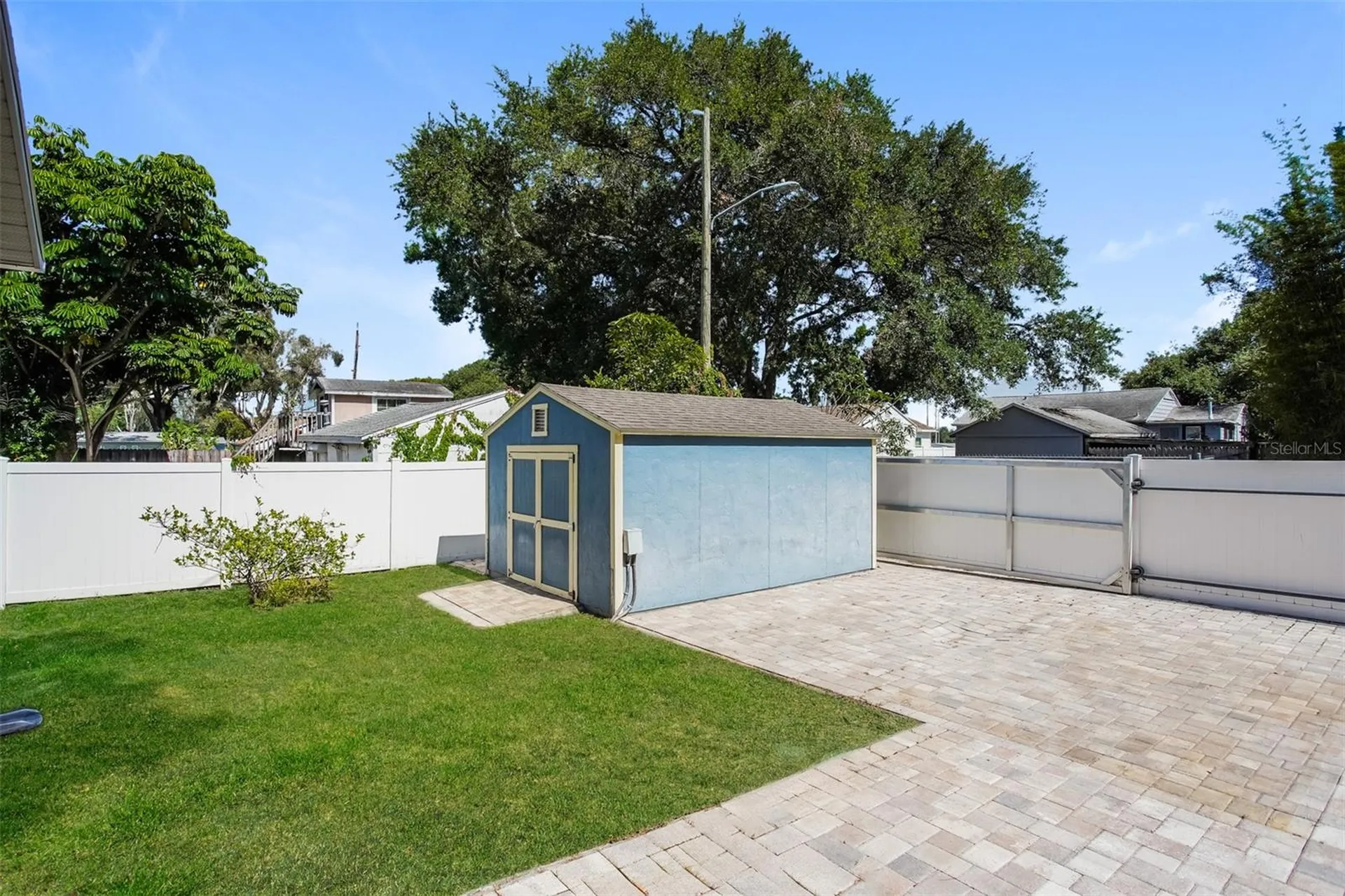 1922 20th Avenue N St Petersburg FL 33713
