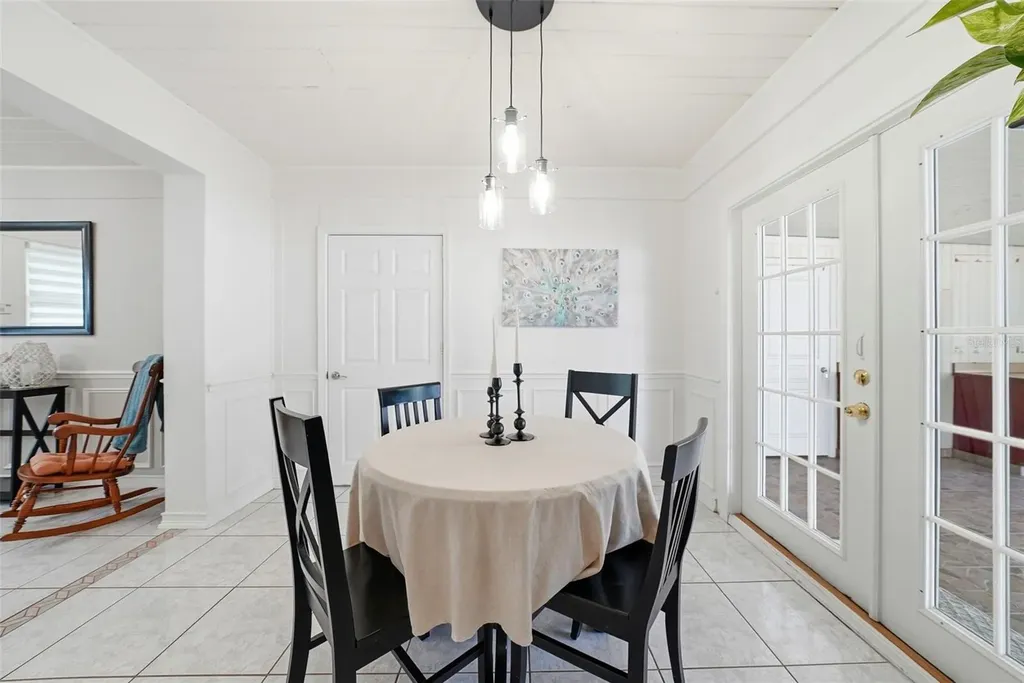 4943 Wishart Boulevard Tampa FL 33603
