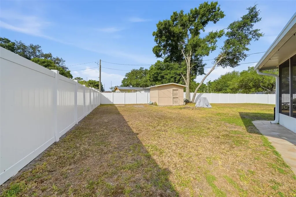 4943 Wishart Boulevard Tampa FL 33603