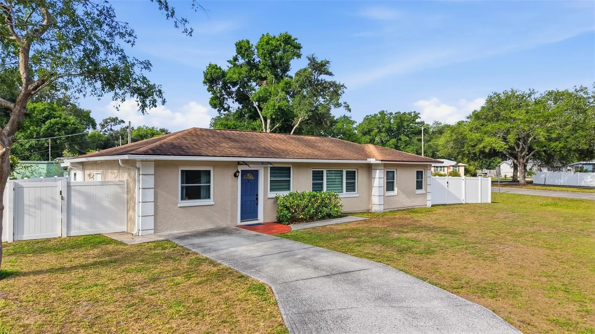 4943 Wishart Boulevard Tampa FL 33603