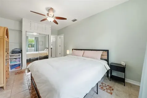 4943 Wishart Boulevard Tampa FL 33603