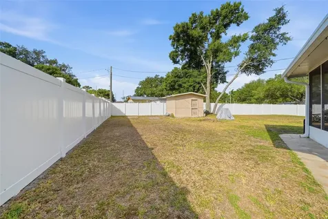4943 Wishart Boulevard Tampa FL 33603