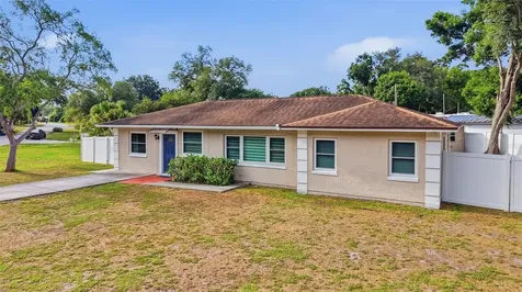 4943 Wishart Boulevard Tampa FL 33603
