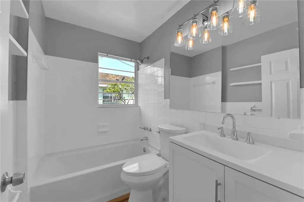 3203 E 38th Avenue Tampa FL 33610