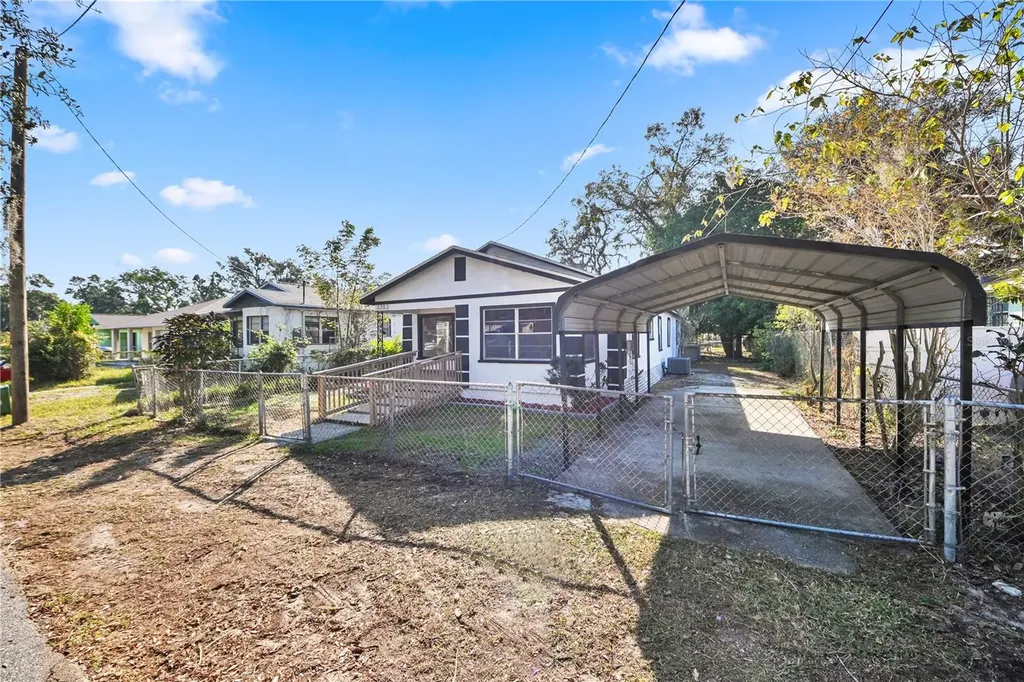 3203 E 38th Avenue Tampa FL 33610