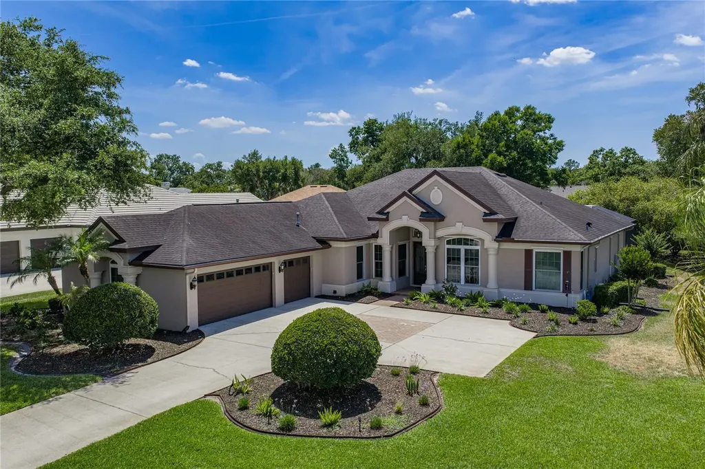 6105 Audubon Manor Boulevard Lithia FL 33547