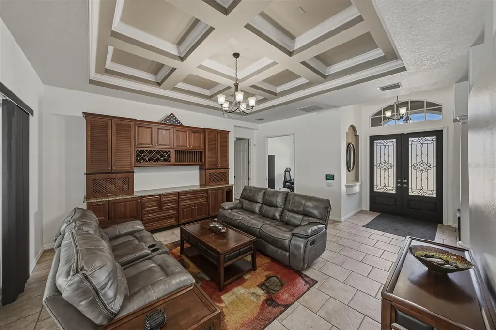 6105 Audubon Manor Boulevard Lithia FL 33547