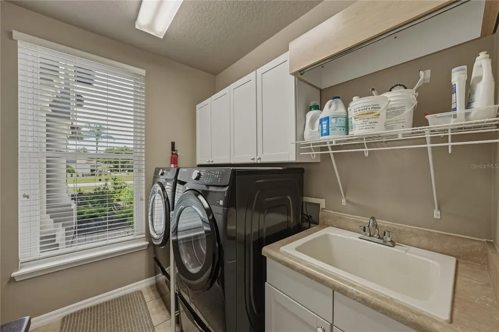 6105 Audubon Manor Boulevard Lithia FL 33547
