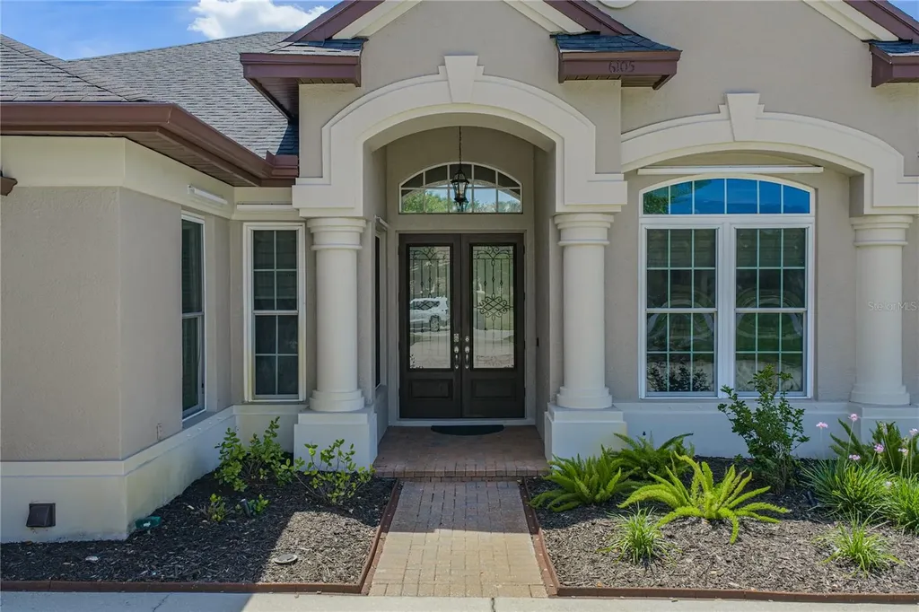6105 Audubon Manor Boulevard Lithia FL 33547