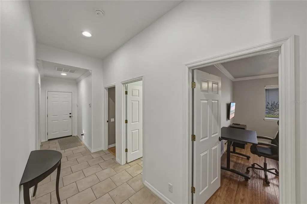 6105 Audubon Manor Boulevard Lithia FL 33547