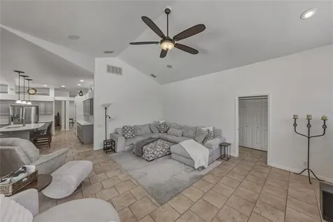 6105 Audubon Manor Boulevard Lithia FL 33547