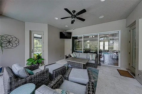 6105 Audubon Manor Boulevard Lithia FL 33547