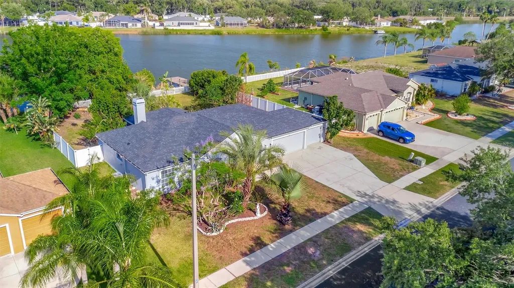 6427 Clair Shore Drive Apollo Beach FL 33572
