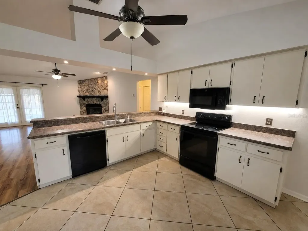 4201 Parkway Boulevard Land O Lakes FL 34639