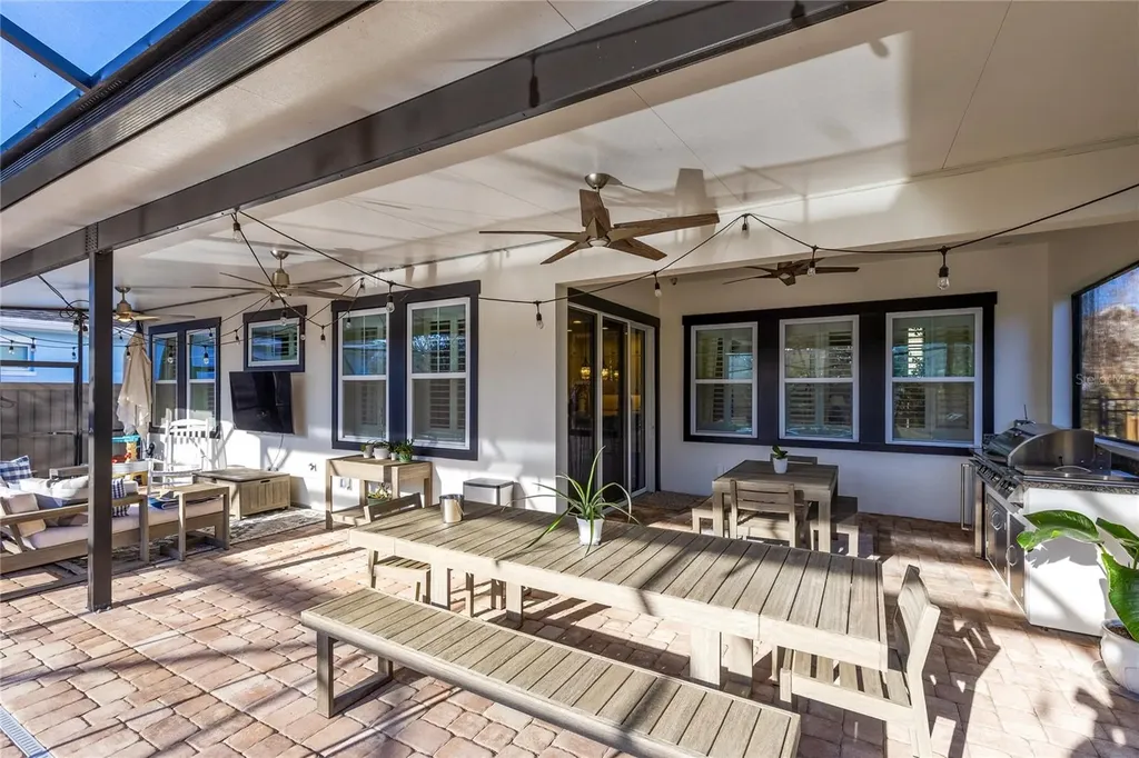 9374 Reymont Street Orlando FL 32827