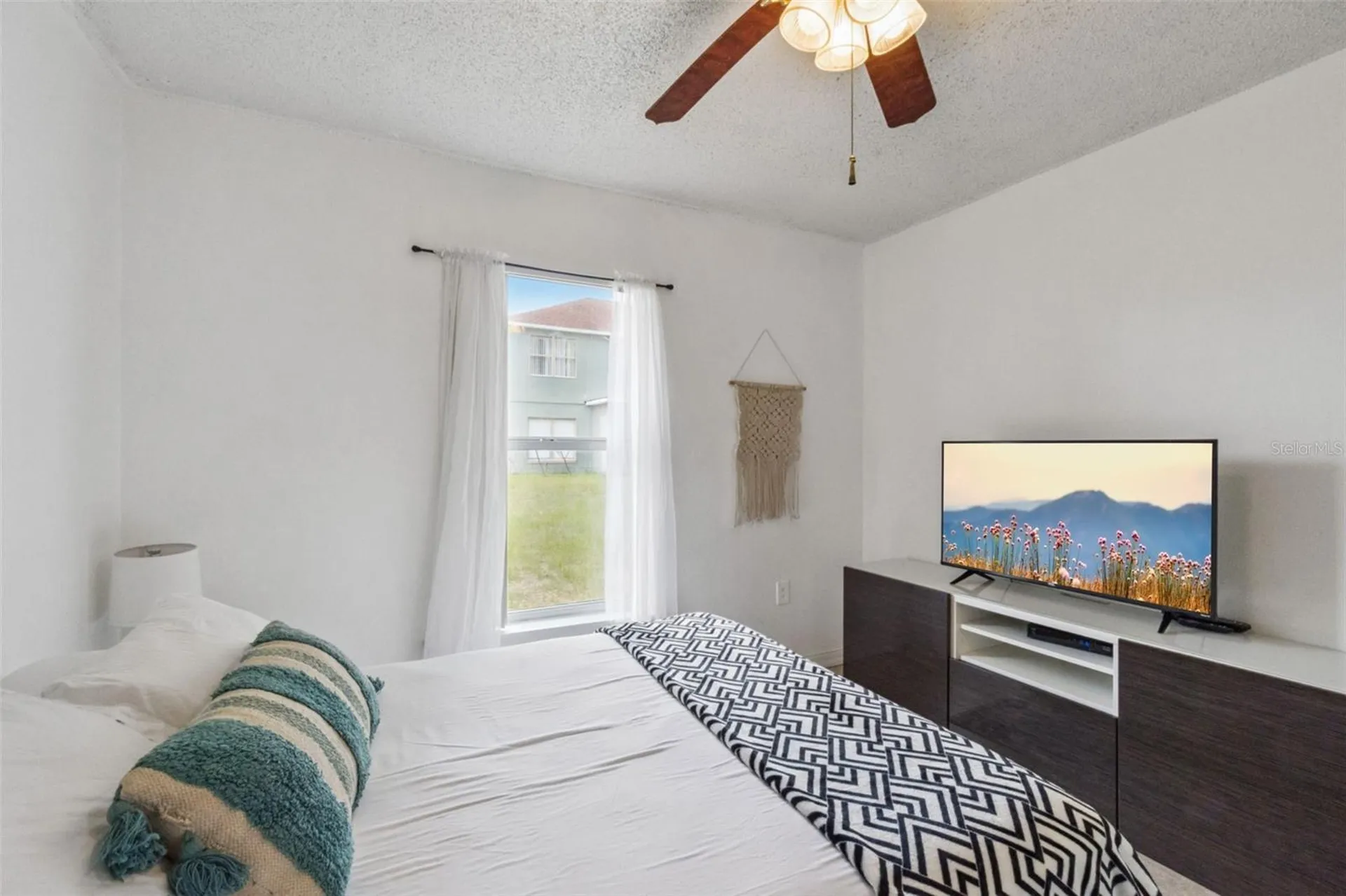 572 Kingfisher Drive Kissimmee FL 34759