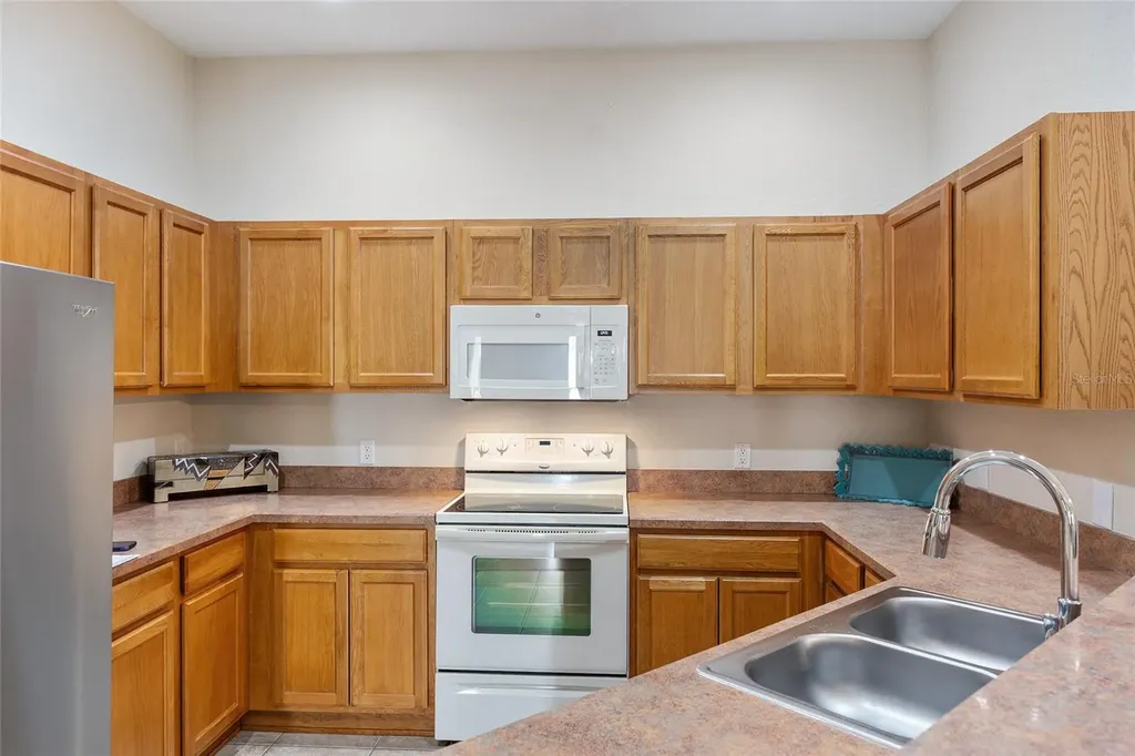 5085 NE 122nd Boulevard Oxford FL 34484