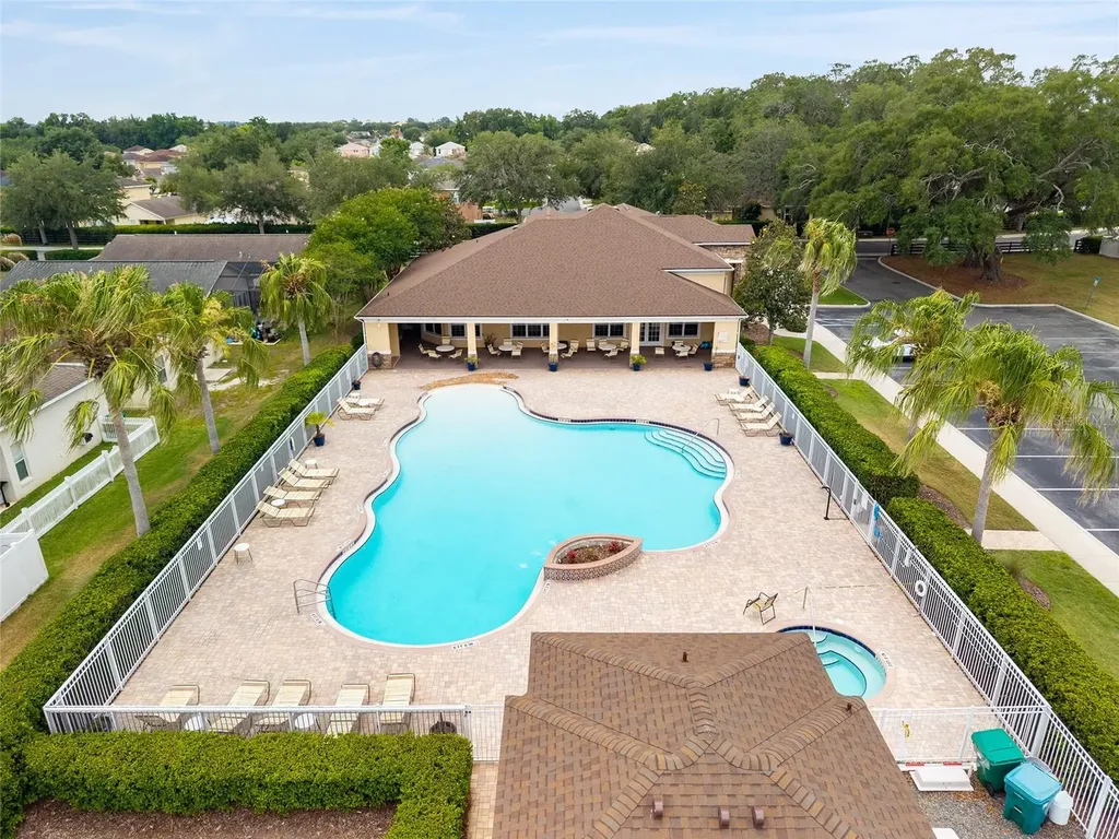 5085 NE 122nd Boulevard Oxford FL 34484