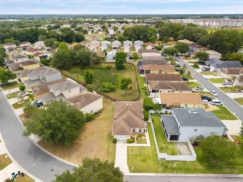 5085 NE 122nd Boulevard Oxford FL 34484
