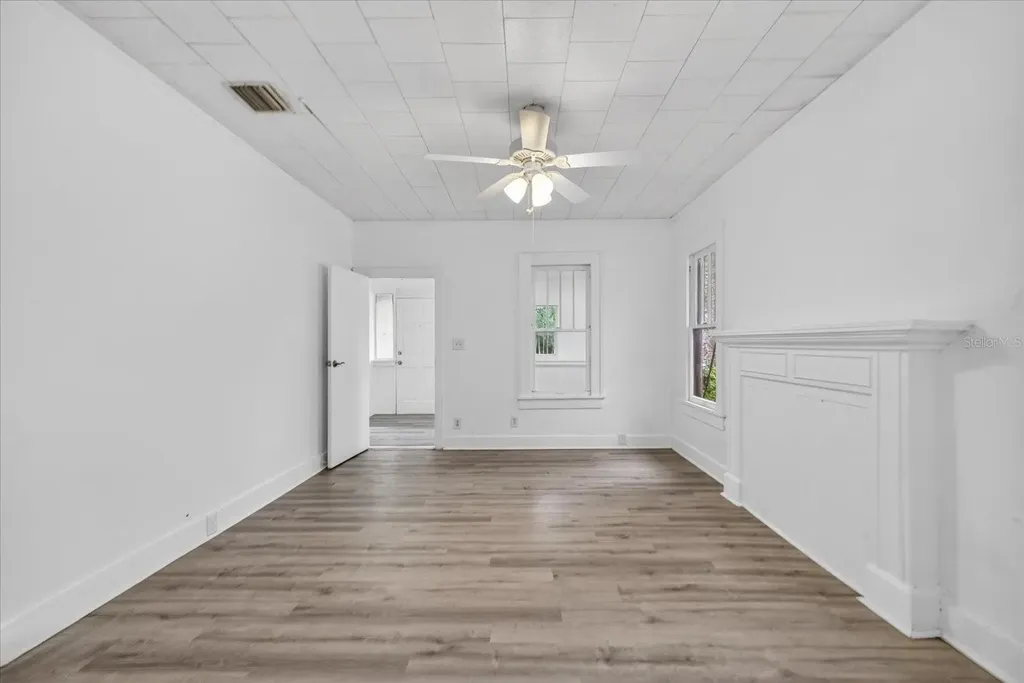 2211 22nd Avenue S St Petersburg FL 33712